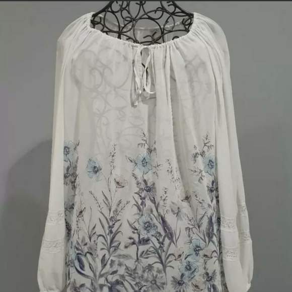 LC Lauren Conrad Tops - Lauren Conrad Floral Sheer Top Size L